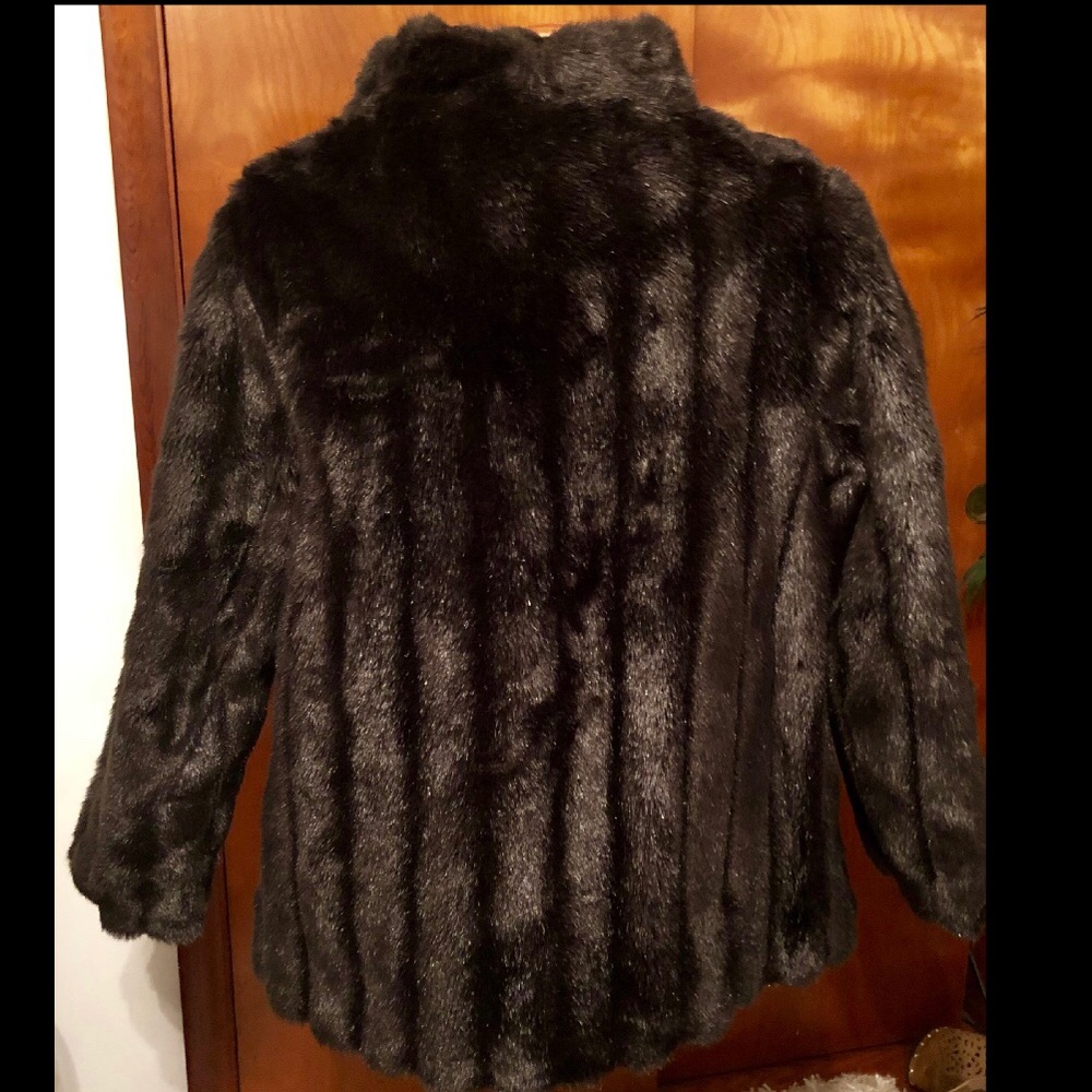 PLUS SZ CLASSIC BLACK MINK NEVER GOES OUT OF STYLE - Picture 4 of 6